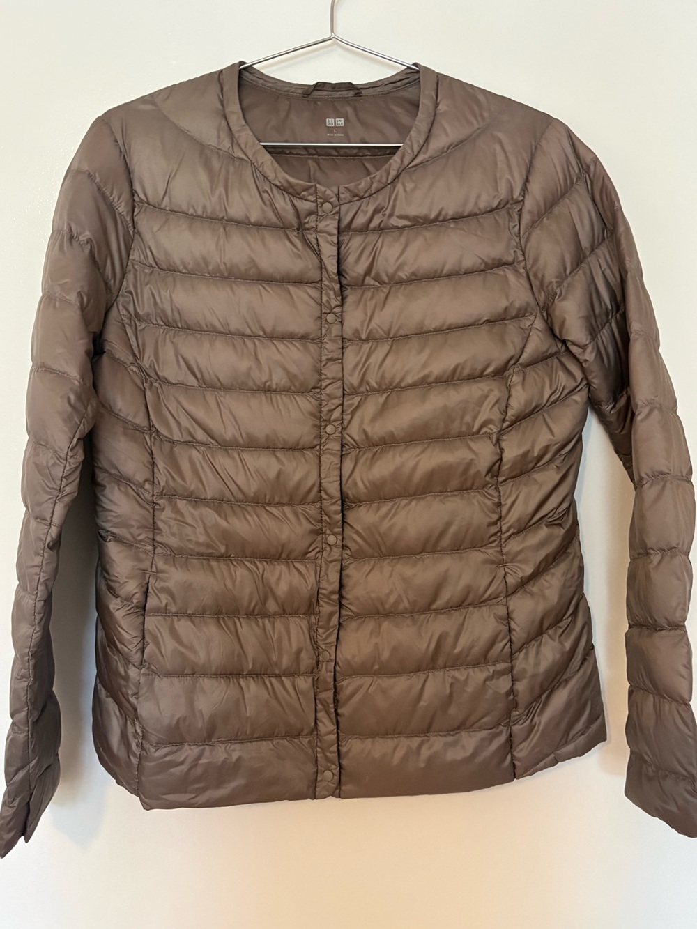 Uniqlo Ultra Light Down Compact Jacket in taupe size large